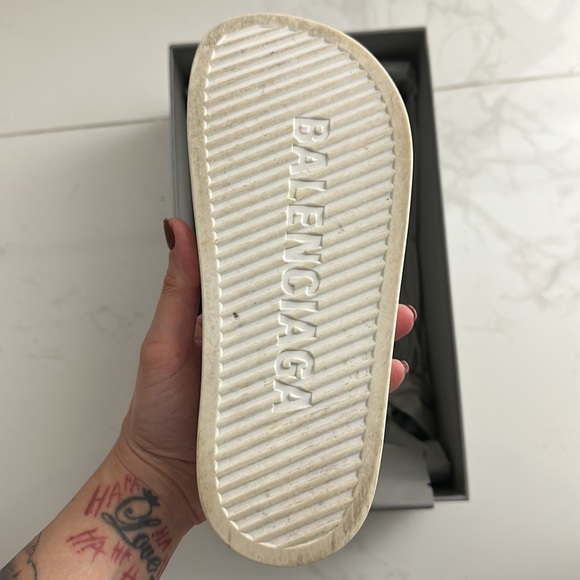 BALENCIAGA CHUNKY SLIDE - Picture 3 of 5